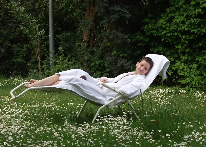 Отель Akzent Frankenbrunnen Райнхардзаксен